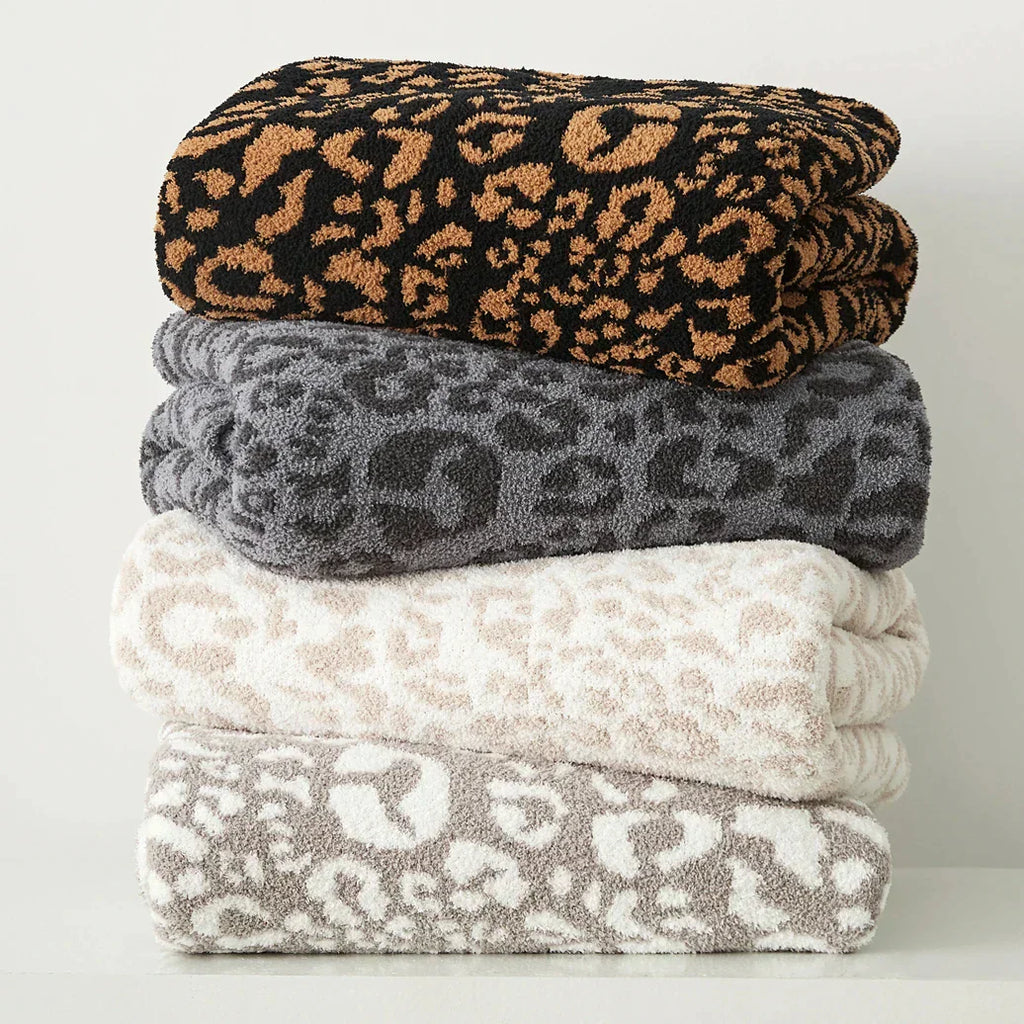 DecorBites™ Cozy Leopard Print Knitted Blanket - Winter Faux Fur Microfiber Throw