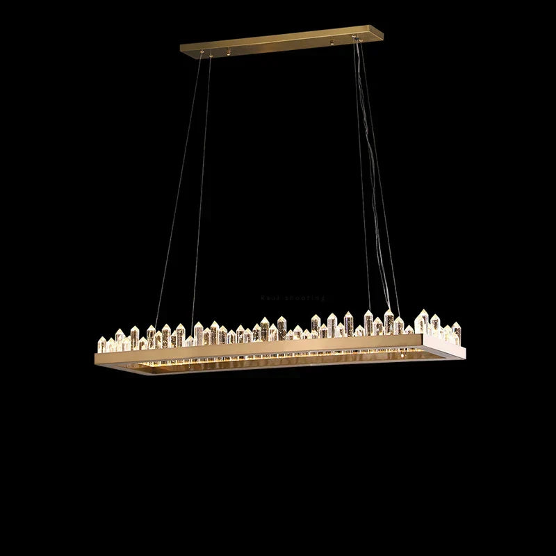 ثريا DecorBites™ الذهبية الكريستالية بإضاءة LED لغرفة الطعام العصرية