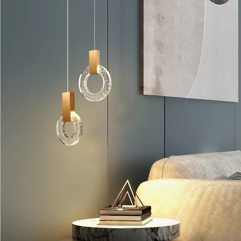 مصابيح DecorBites™ المتدلية ذهبية وكريستالية - ديكور منزلي فاخر