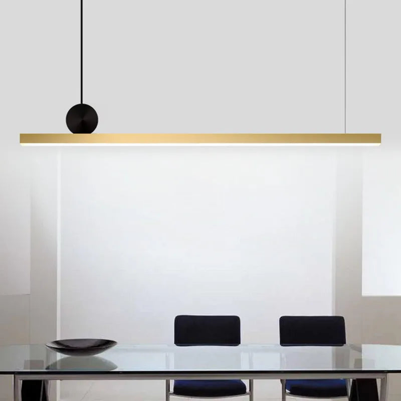 مصباح تعليق ذهبي خطي LED من DecorBites™ للجزيرة، المطاعم، البارات - بتصميم نورديك