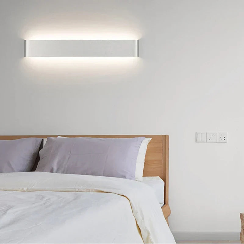 مصباح حائط LED من DecorBites™ شمعدانات بجانب السرير لغرفة المعيشة الداخلية والحمام وضوء مرآة مربع