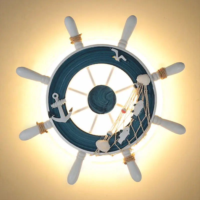 DecorBites™ مصباح حائط دفة سفينة LED للأطفال - ديكور البحر الأبيض المتوسط بطابع المحيط