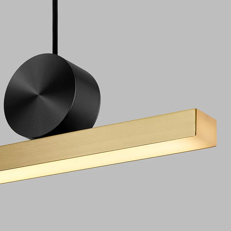مصباح تعليق ذهبي خطي LED من DecorBites™ للجزيرة، المطاعم، البارات - بتصميم نورديك