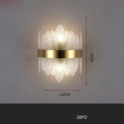 ثريا LED ذهبية بتصميم عصري من الفولاذ المقاوم للصدأ من DecorBites™ لغرفة الطعام