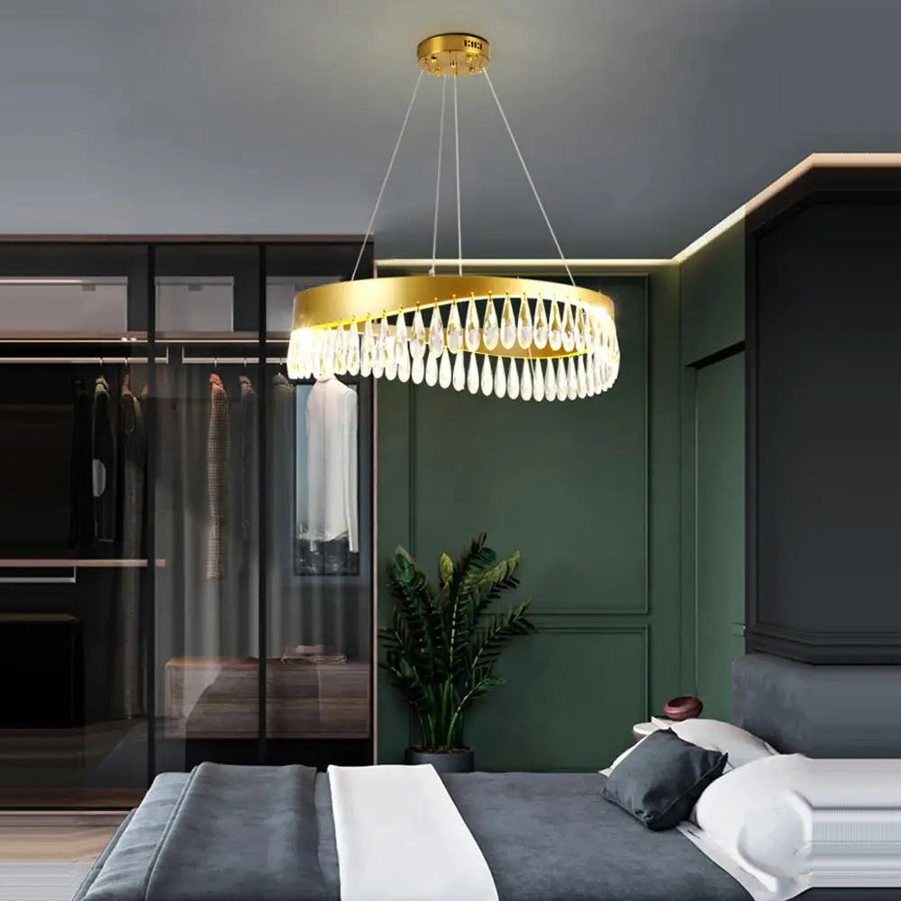 DecorBites™ ثريا ذهبية كريستالية من الفولاذ المقاوم للصدأ لغرفة الطعام