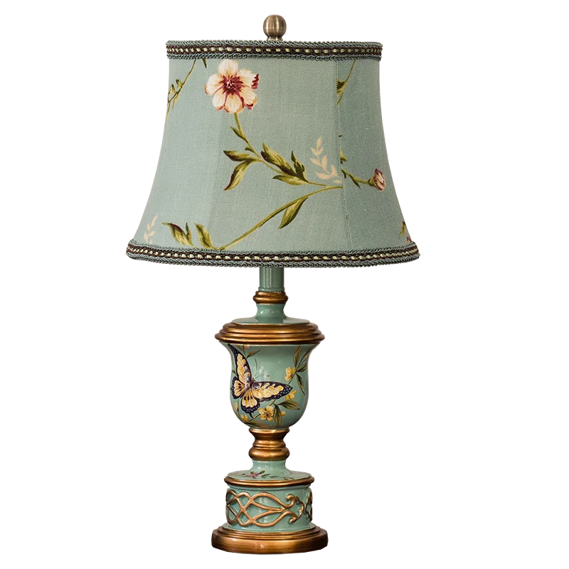 مصباح طاولة DecorBites™ الأخضر من الراتنج: مصباح عتيق بجانب السرير لديكور غرفة النوم