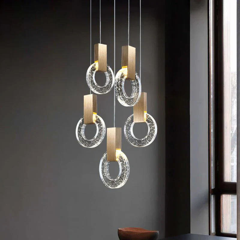 مصابيح DecorBites™ المتدلية ذهبية وكريستالية - ديكور منزلي فاخر