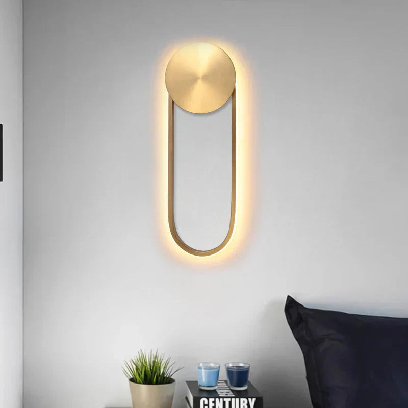 مصباح حائط من الأكريليك والمعدن بتقنية LED من DecorBites™: إضاءة جدارية بتصميم نورديك بسيط لغرفة النوم وغرفة المعيشة