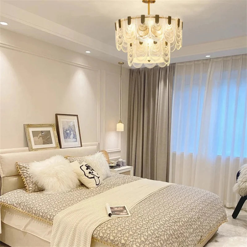 ثريا زجاج آرت من DecorBites™: إضاءة فاخرة وأنيقة لغرف المعيشة، الطعام وغرف النوم
