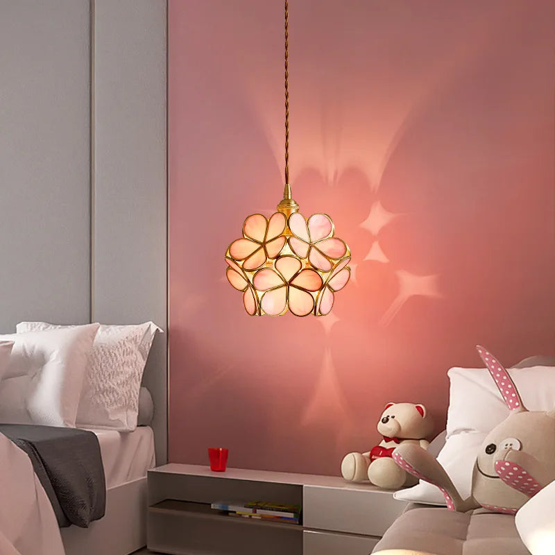 مصابيح قلادة زجاجية بزخارف زهور يابانية من DecorBites™ مصباح LED معلق عصري