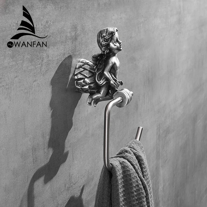 حامل منشفة حلقي بتصميم ملاك من النحاس الذهبي من DecorBites™ للحمام - MB-0786B