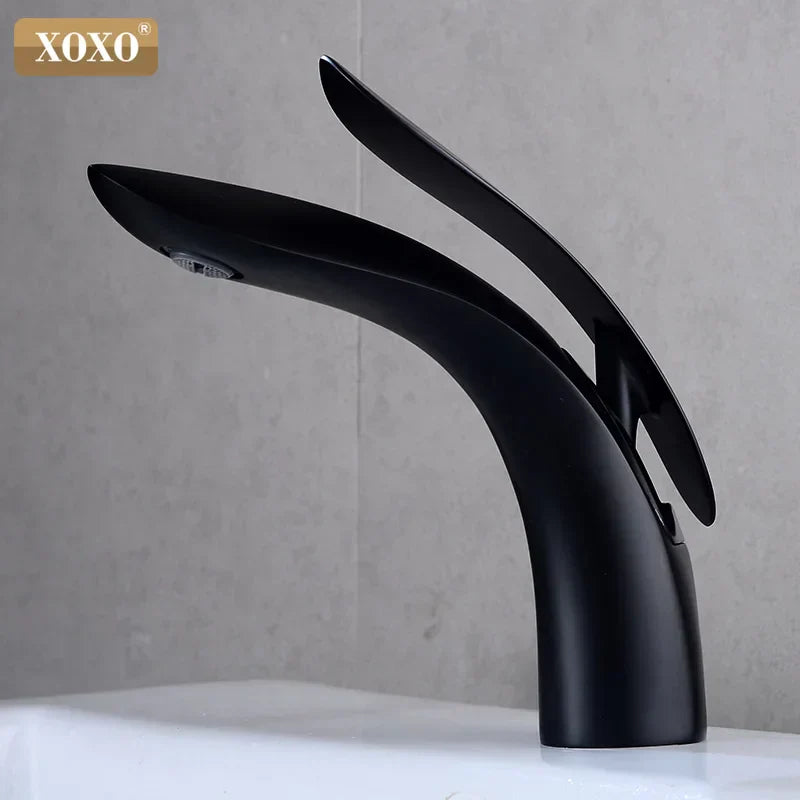 DecorBites™ صنبور حوض ذهبي بمقبض واحد خلاط ماء ساخن وبارد - 23025A-H