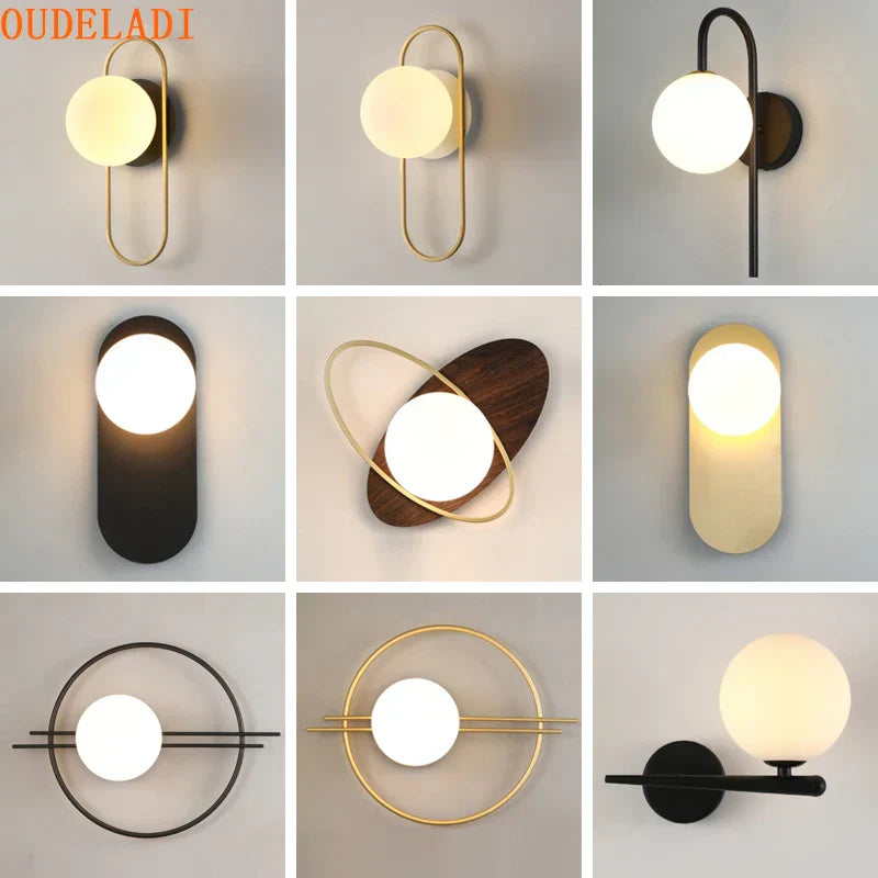 مصباح حائط DecorBites™ الزجاجي الذهبي LED للإضاءة الداخلية الأنيقة