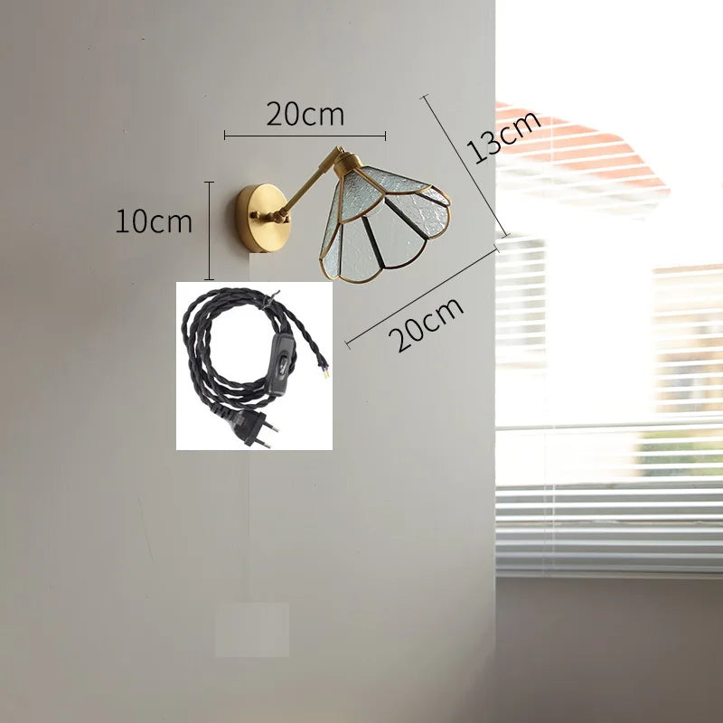 أضواء حائط LED زجاجية خضراء DecorBites™ مع مفتاح سلسلة سحب، لمسة نهائية نحاسية