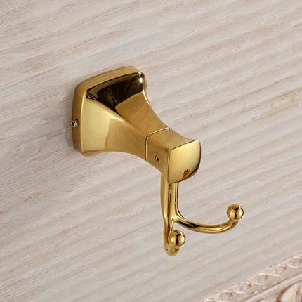 طقم اكسسوارات حمام ذهبي DecorBites™ للمناشف والورق والفرش والمزيد
