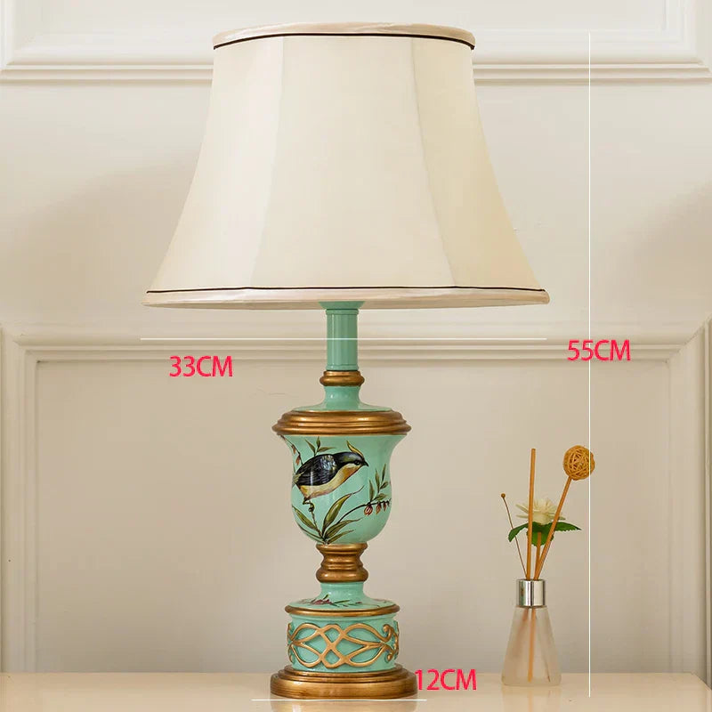 مصباح طاولة DecorBites™ الأخضر من الراتنج: مصباح عتيق بجانب السرير لديكور غرفة النوم
