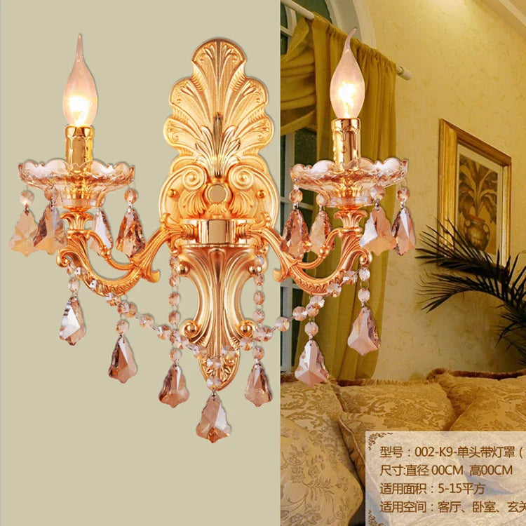 مصباح حائط داخلي كريستالي ذهبي من DecorBites™‎ - تصميم شمعة كريستالية أنيقة من خليط معدني