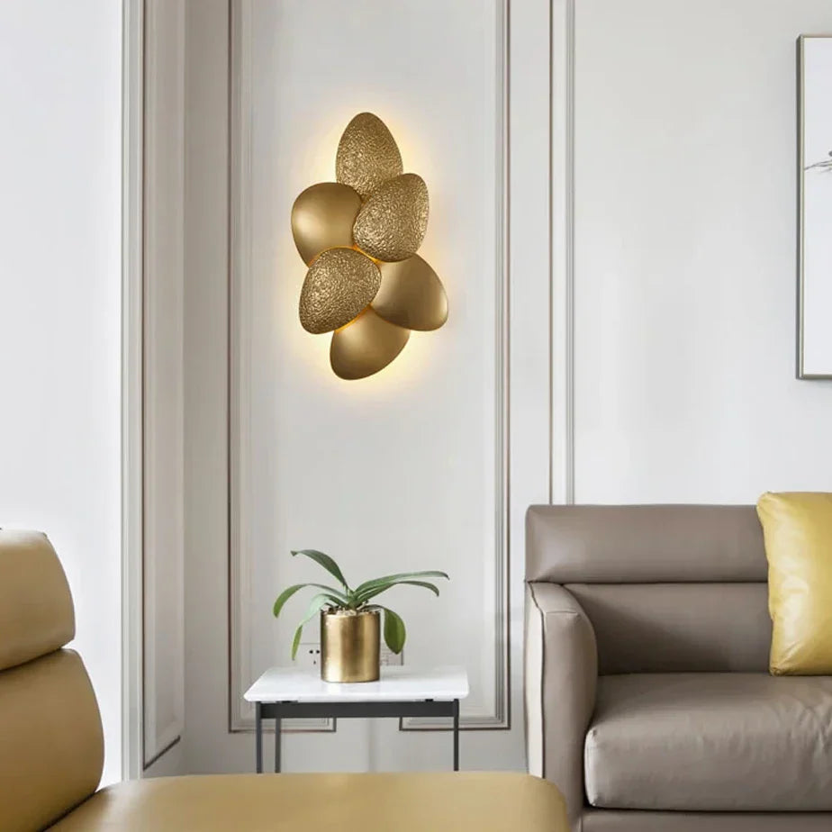 مصباح حائط LED ذهبي من الستانلس ستيل من DecorBites™ لغرفة النوم والردهة