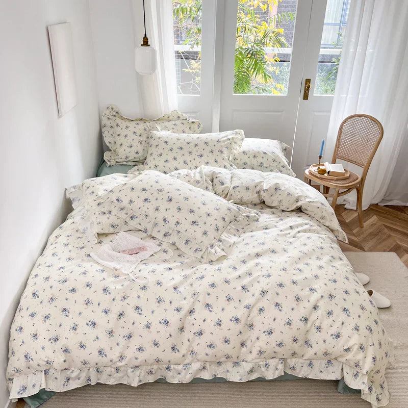 DecorBites™ Gardenia Print Princess Bedding Set with Ruffles and Pillowcases