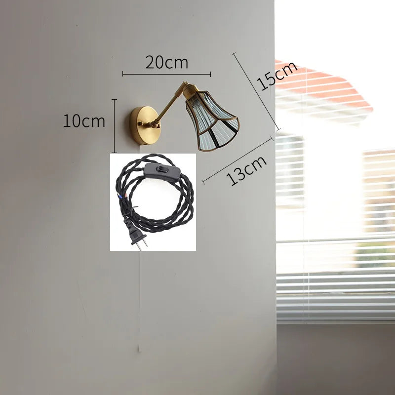 أضواء حائط LED زجاجية خضراء DecorBites™ مع مفتاح سلسلة سحب، لمسة نهائية نحاسية