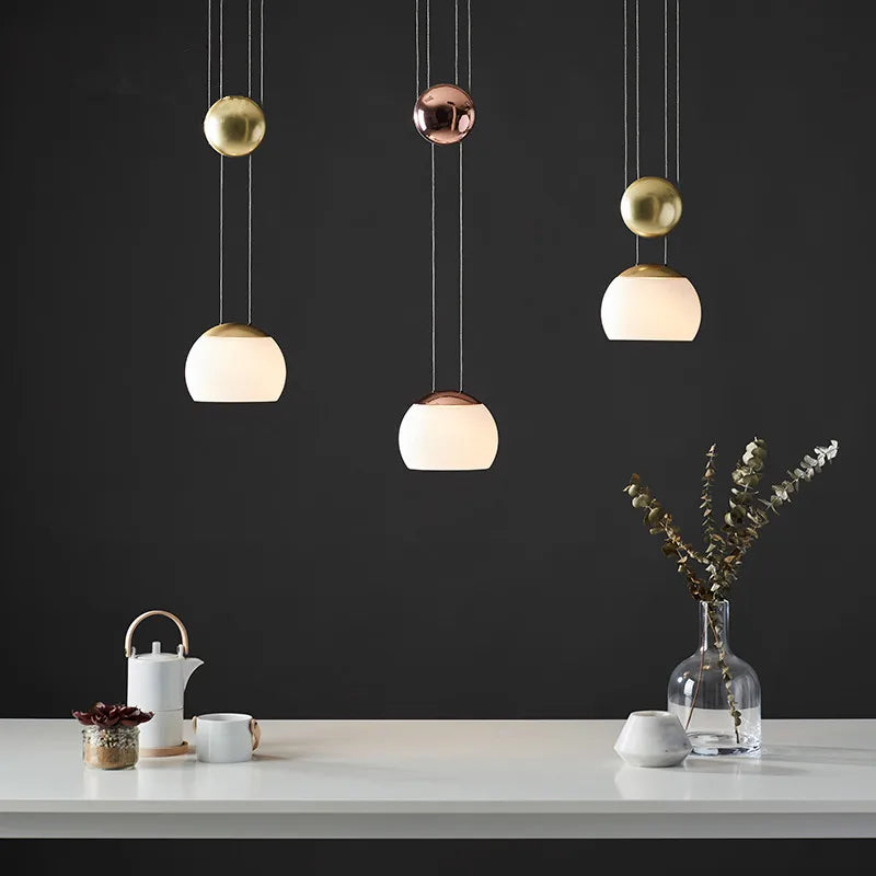 DecorBites™ مصباح معلق زجاجي LED حديث JOJO، ارتفاع قابل للتعديل، إضاءة ذهبية للطاولة الجانبية