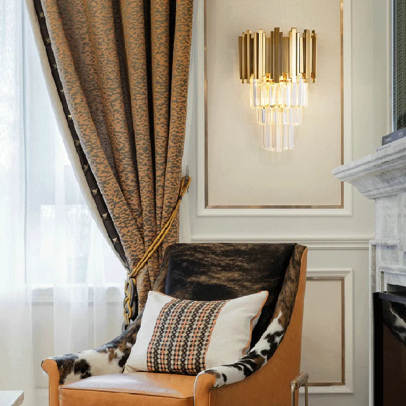 مصباح حائط DecorBites™ الذهبي الكريستالي مع إضاءة LED لإضاءة المنزل