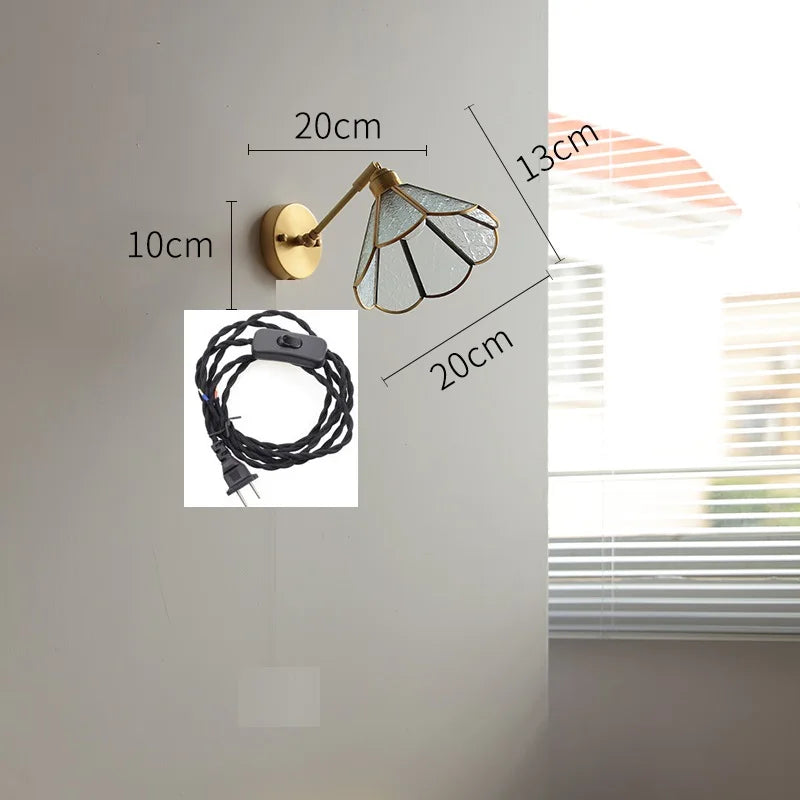 أضواء حائط LED زجاجية خضراء DecorBites™ مع مفتاح سلسلة سحب، لمسة نهائية نحاسية