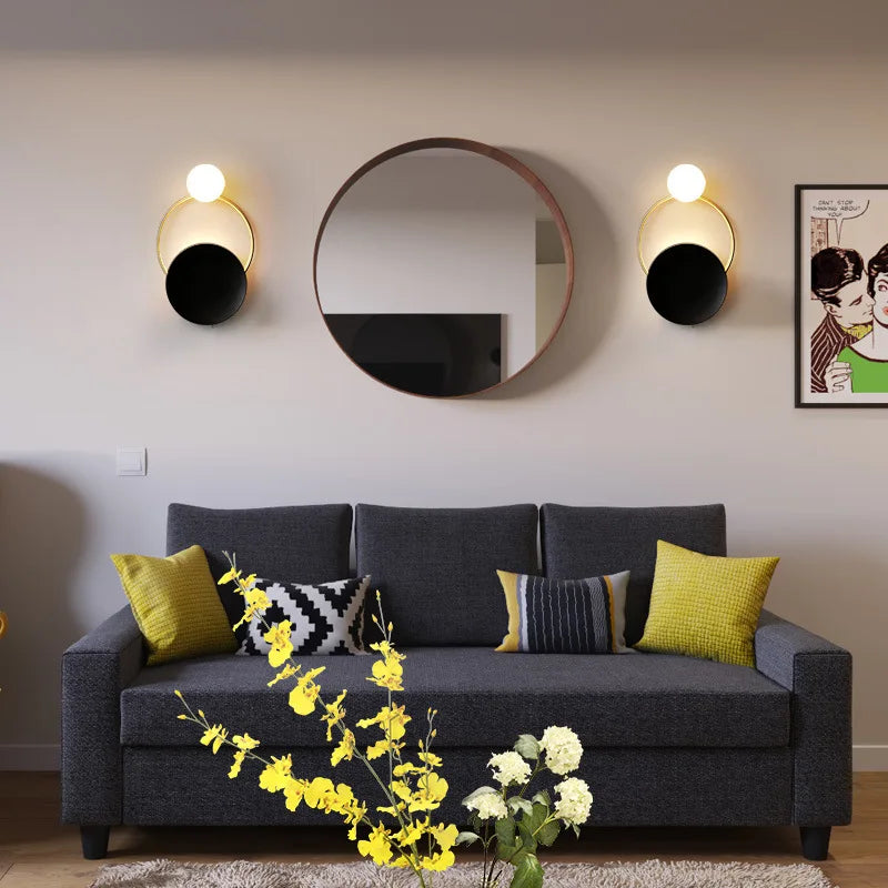 وحدة إضاءة جدارية دائرية ذهبية من DecorBites™ لديكور غرف النوم والمعيشة والممرات