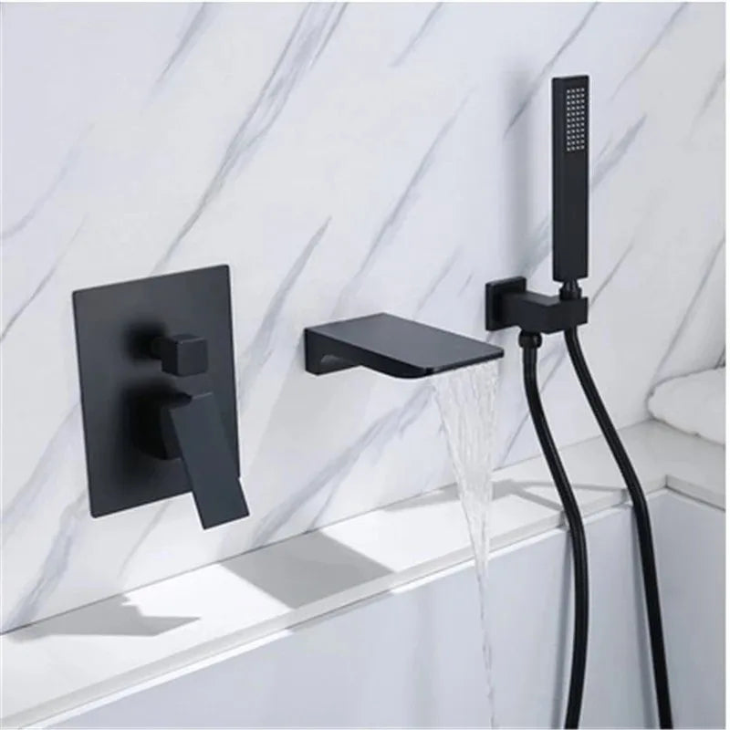طقم صنبور دش حوض استحمام ذهبي DecorBites™ مع شلال يدوي وصنبور خلاط