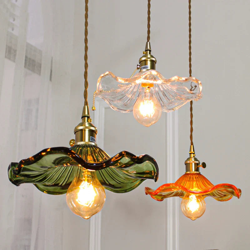 مصباح معلق DecorBites™ الزجاجي الأخضر: مصباح LED متدلي عصري لغرفة المعيشة والطعام