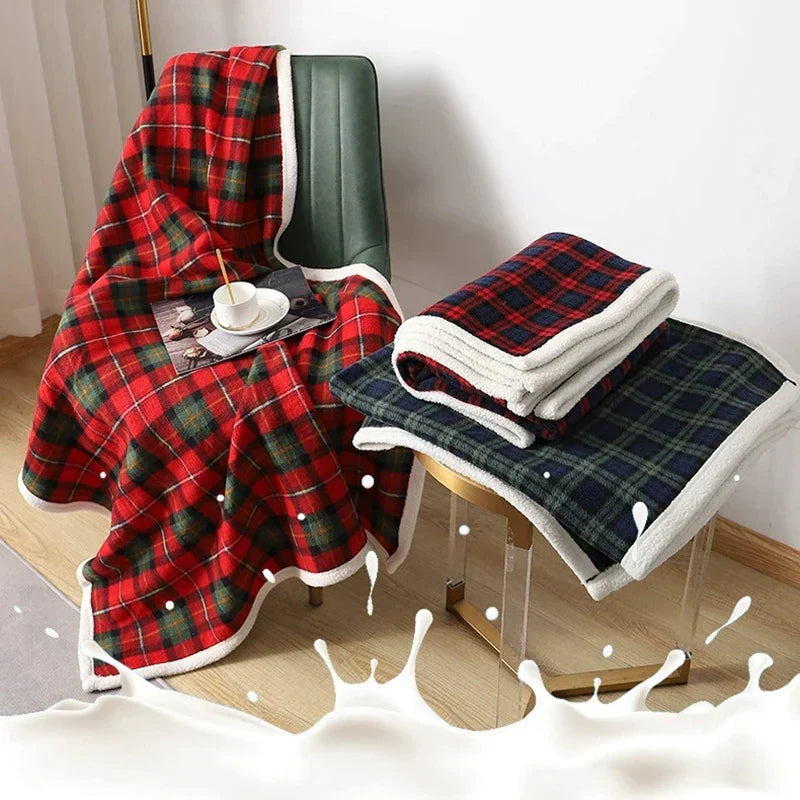 DecorBites™ Cozy Coral Fleece Plaid Blanket - Soft & Warm Flannel Bedspread