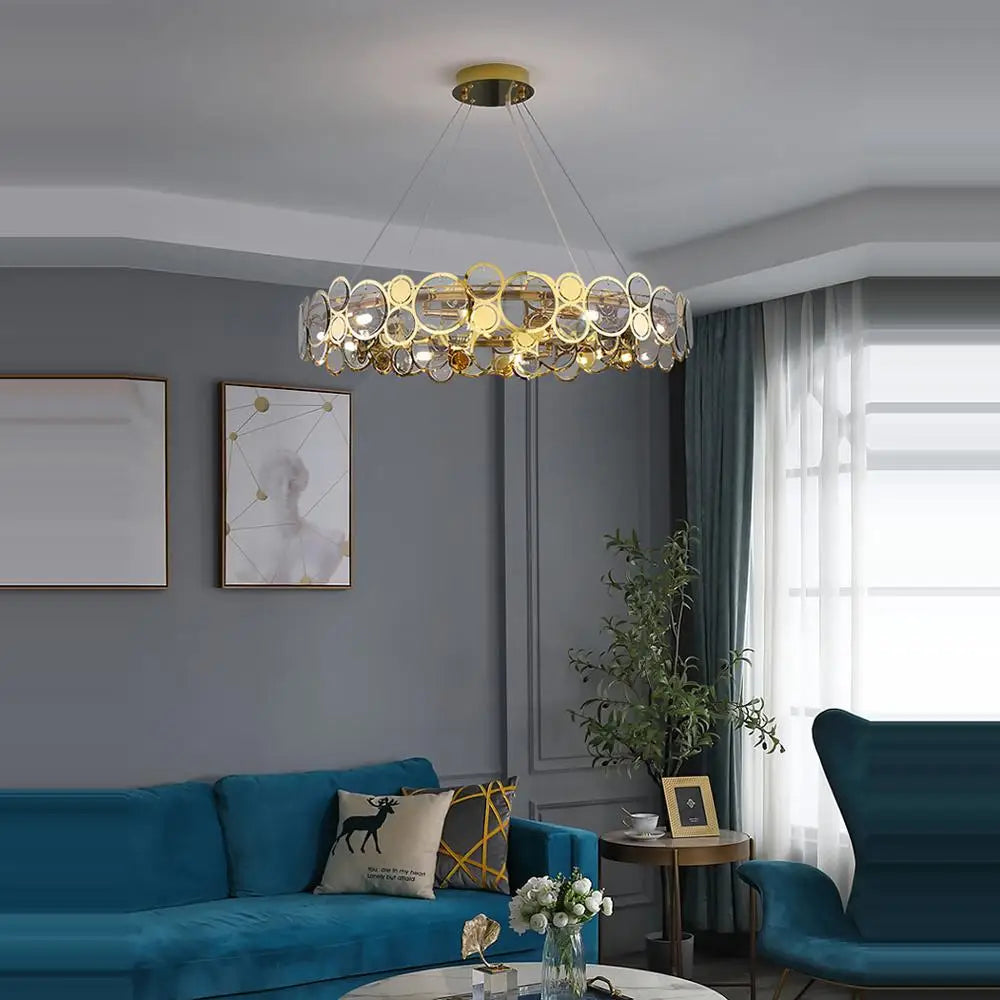 إضاءة ثريا زجاجية ذهبية من DecorBites™ لغرفة الطعام