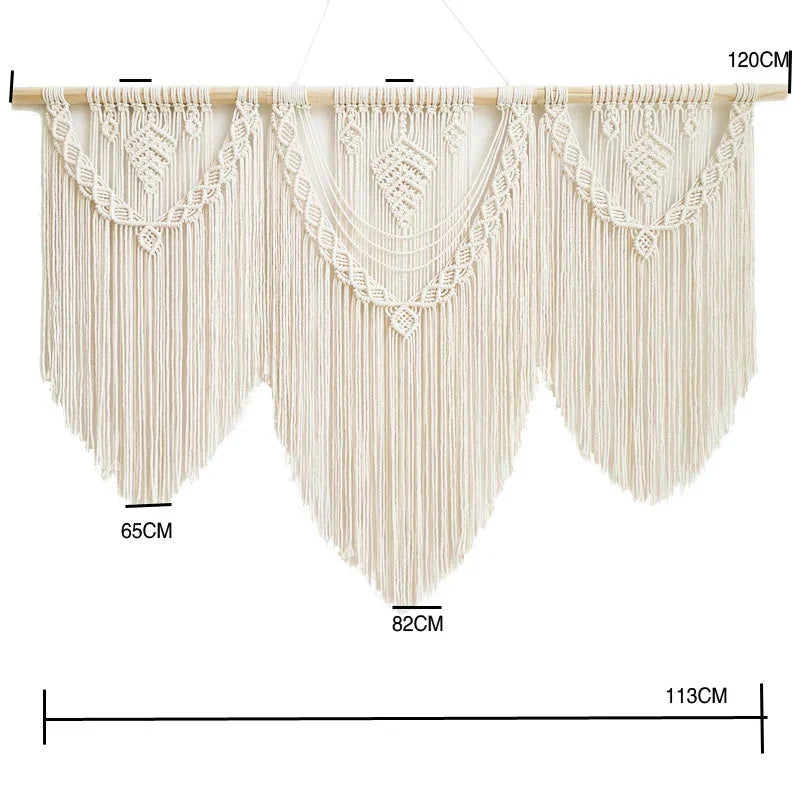 معلقة جدارية مكرمية منسوجة يدوياً كبيرة الحجم من DecorBites™ مع عصا خشبية وشراشيب