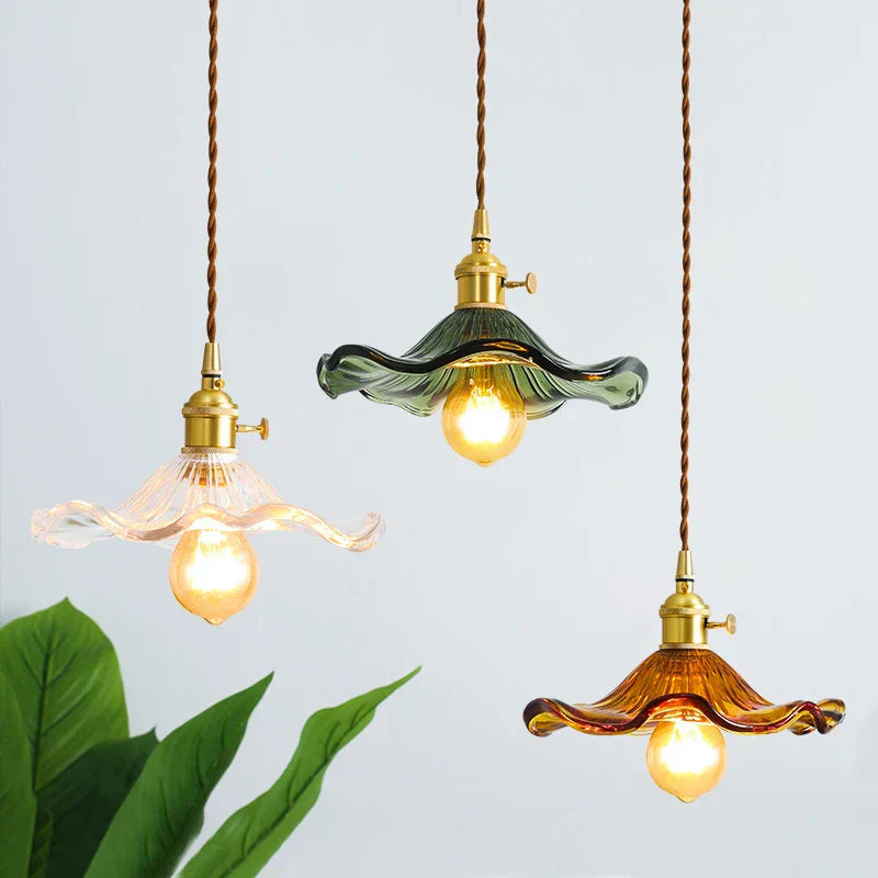 مصباح معلق DecorBites™ الزجاجي الأخضر: مصباح LED متدلي عصري لغرفة المعيشة والطعام