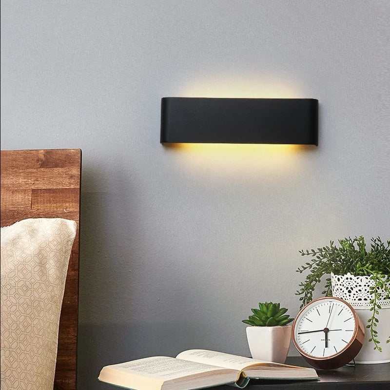 مصباح حائط LED من DecorBites™ شمعدانات بجانب السرير لغرفة المعيشة الداخلية والحمام وضوء مرآة مربع