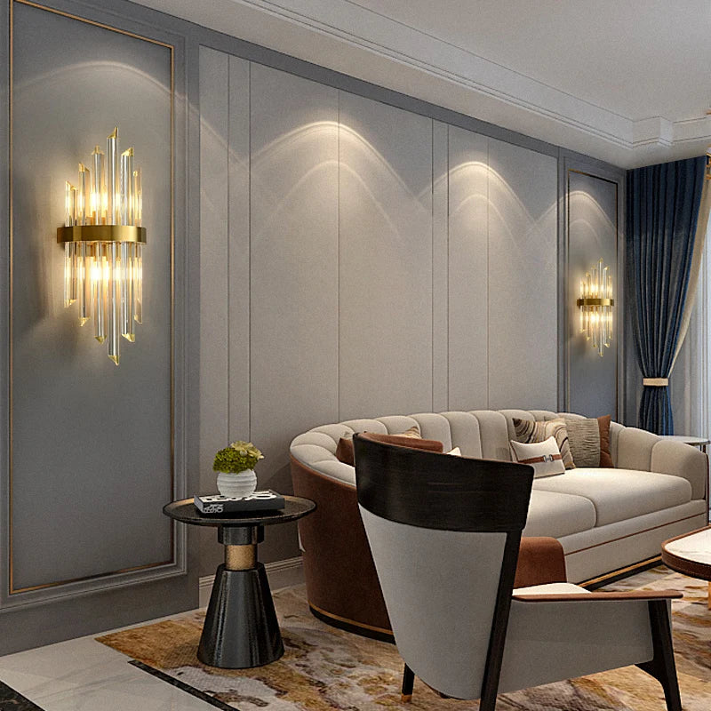 أضواء جدارية كريستالية LED من DecorBites™: أضواء جدارية ذهبية أنيقة لديكور المنزل الفاخر