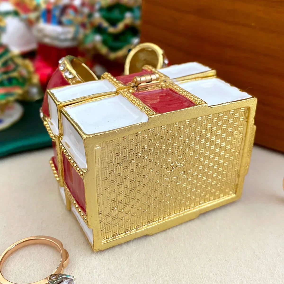 DecorBites™ Enamel Figurine Jewelry Trinket Box Wedding Gift Holder