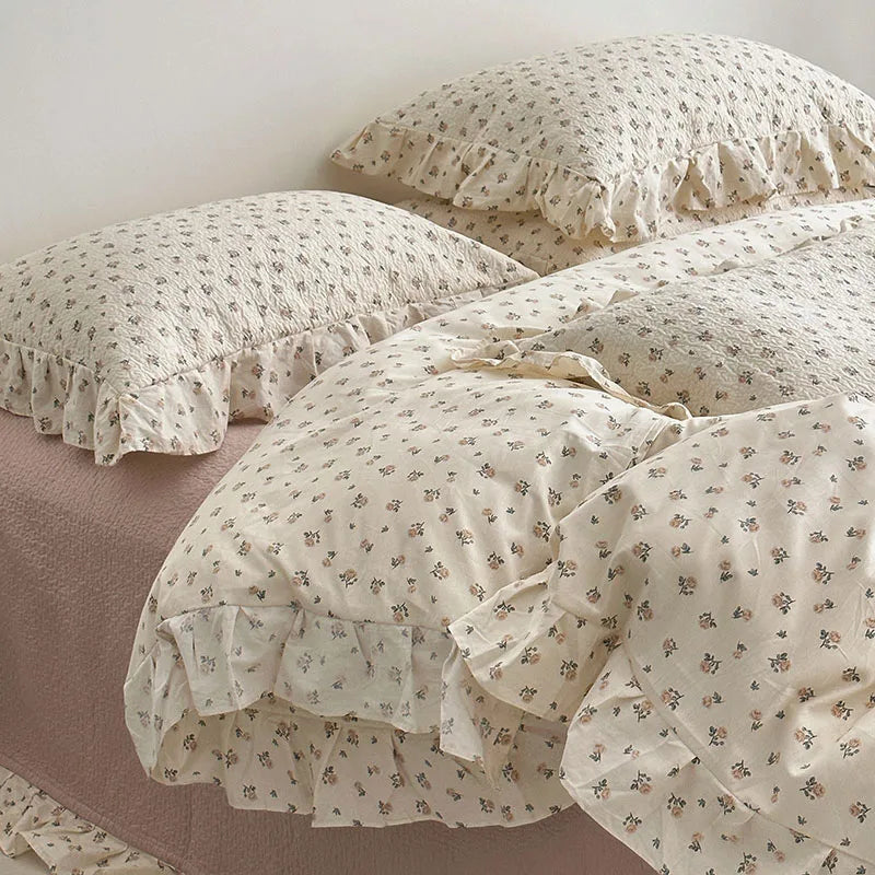 غطاء لحاف دانتيل كوري DecorBites™ Floral: لحاف ناعم فاخر لسرير كوين وكينج، ديكور منزلي قابل للتنفس