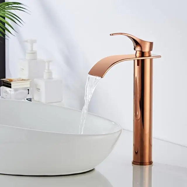 Robinet mitigeur d'évier DecorBites™ cascade doré et blanc pour salle de bain, eau chaude et froide