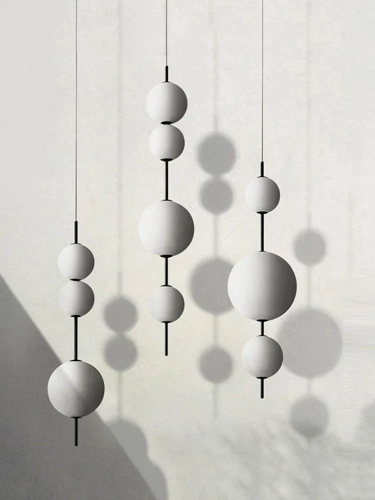 ثريا على شكل يقطينة من DecorBites™: ديكور فني إبداعي للمطاعم، الحانات، غرف النوم، إضاءة عمودية