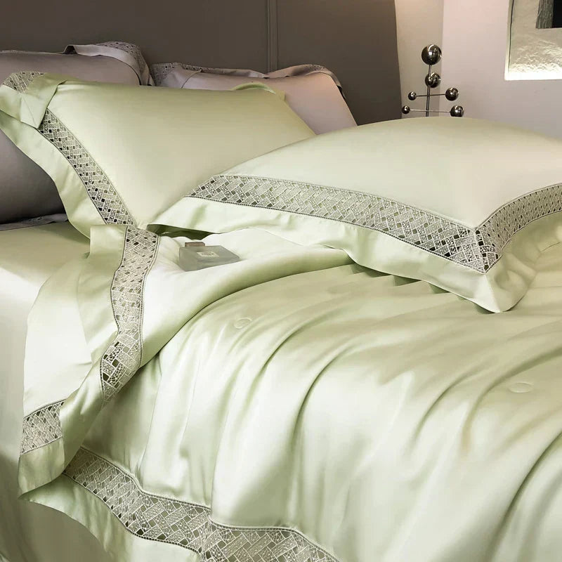 DecorBites™ Eucalyptus Fiber Summer Quilt Bedding Set with Wide Edge & Silky Cool Feel