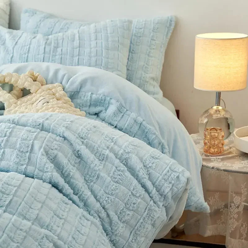 DecorBites™ Cozy Rabbit Velvet Queen Bedding Set for Autumn/Winter
