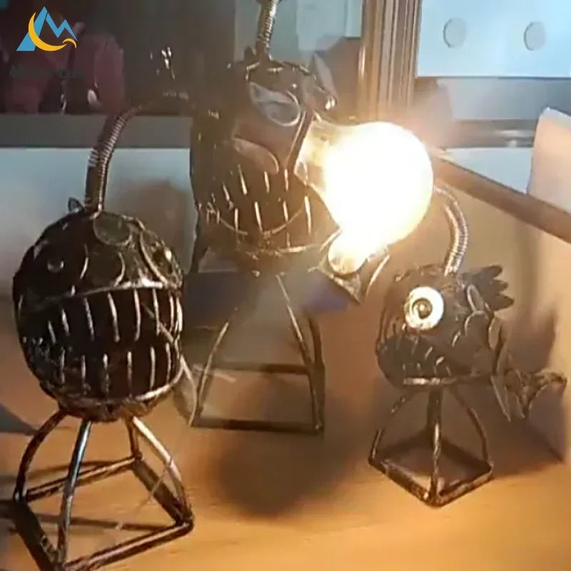 مصباح طاولة DecorBites™ Lantern Fish LED لغرفة النوم والدراسة وديكور غرفة المعيشة