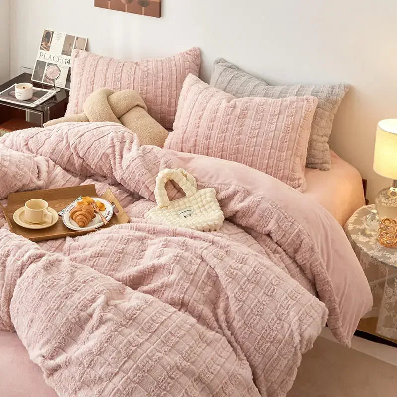 DecorBites™ Cozy Rabbit Velvet Queen Bedding Set for Autumn/Winter