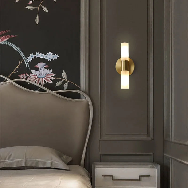مصباح حائط من الأكريليك النحاسي الذهبي من DecorBites™‎ مع لمبة G9 لإضاءة الحمامات وغرف النوم