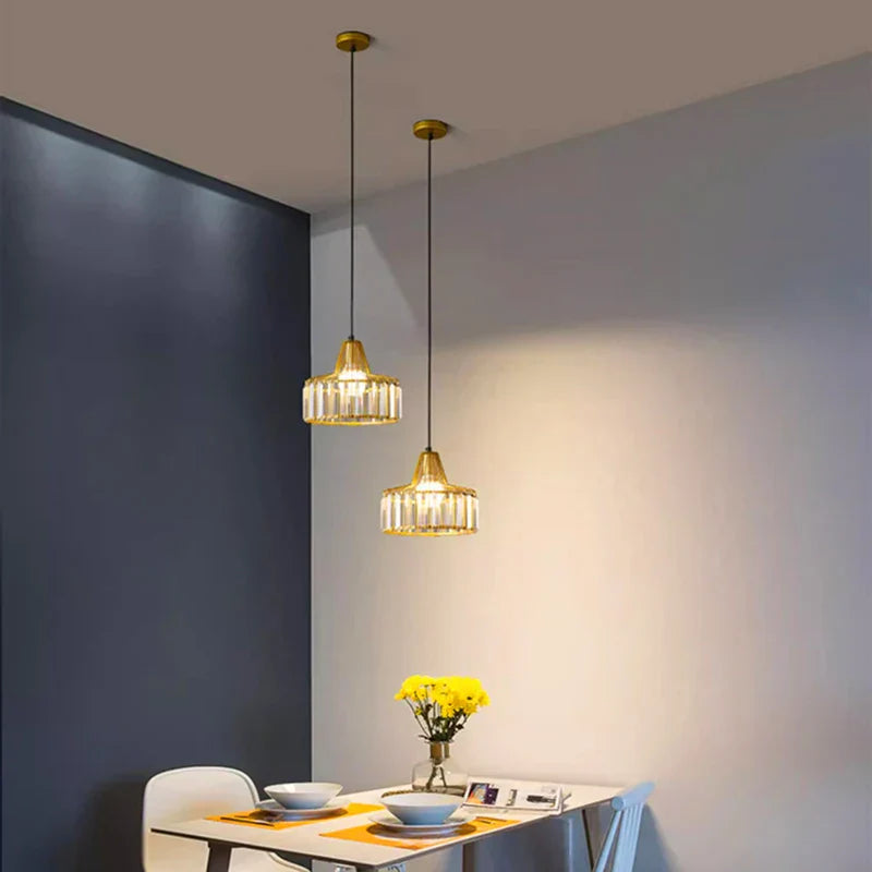 ثريا معلقة LED من DecorBites™ لديكور غرفة النوم الداخلي الأنيق