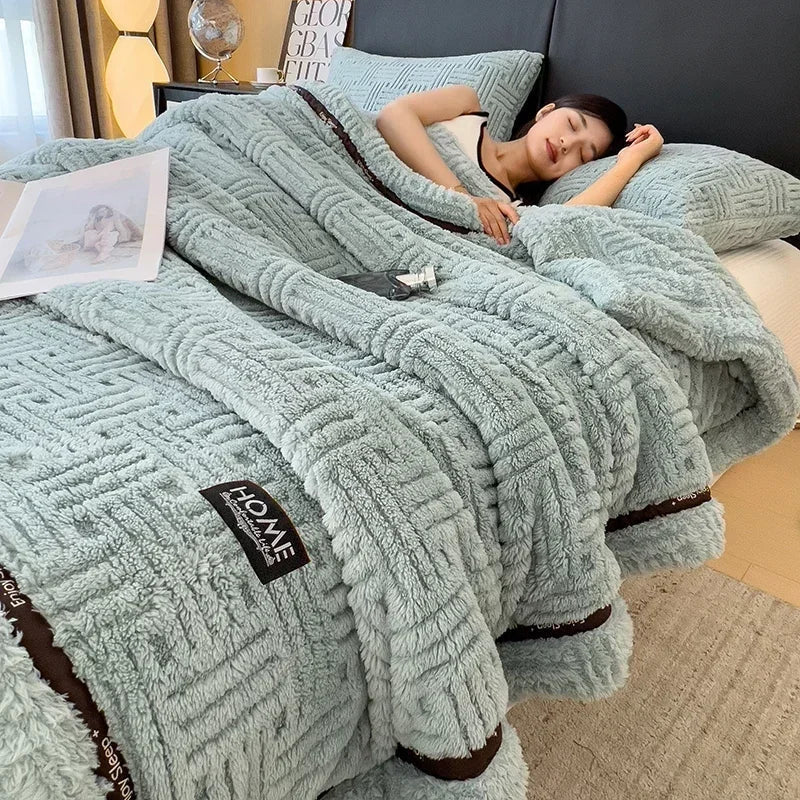 DecorBites™ Cozy Fluffy Fleece Blanket for Autumn Winter, Soft Warm Maternal Child Bed Sofa Cover
