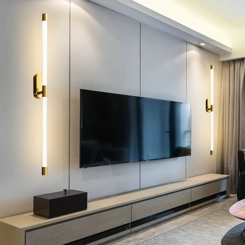 مصباح حائط DecorBites™ Gold Geometric Lines لديكور غرف النوم والمعيشة