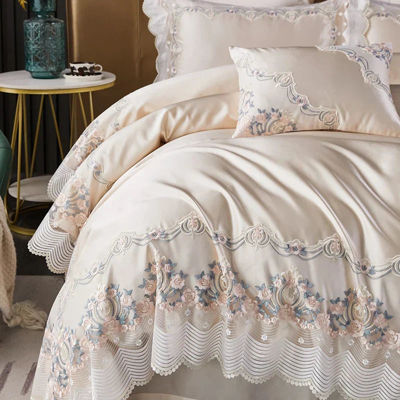 طقم مفروشات سرير الزفاف الفرنسي الفاخر من الحرير القطني المخرم من DecorBites™ لغرف نوم الأميرات الأنيقة