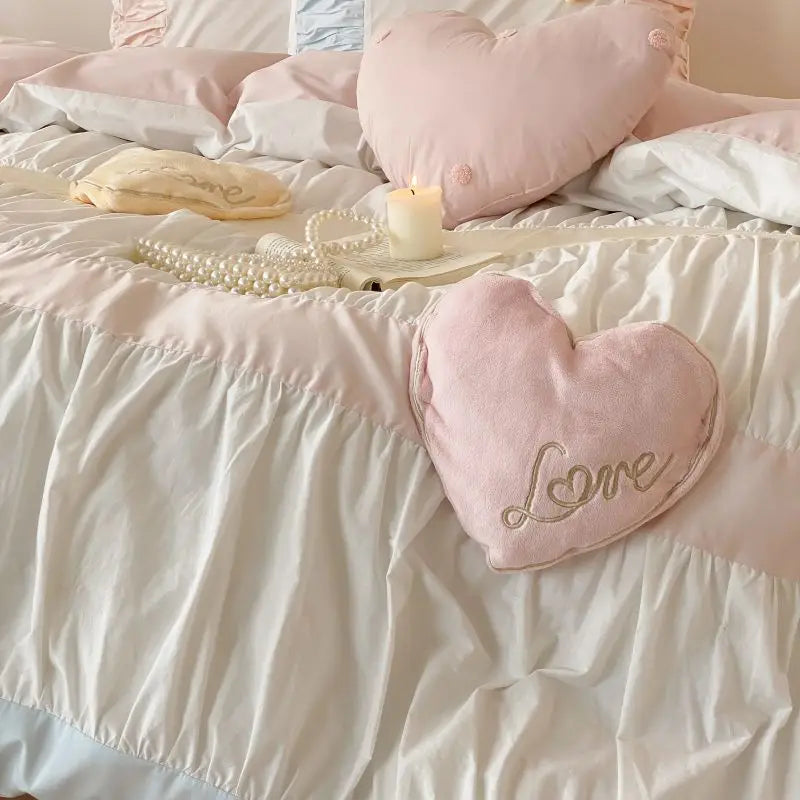 طقم أغطية سرير DecorBites™ من القطن المغسول على شكل قلب - غطاء لحاف، غطاء سرير، أغطية وسائد